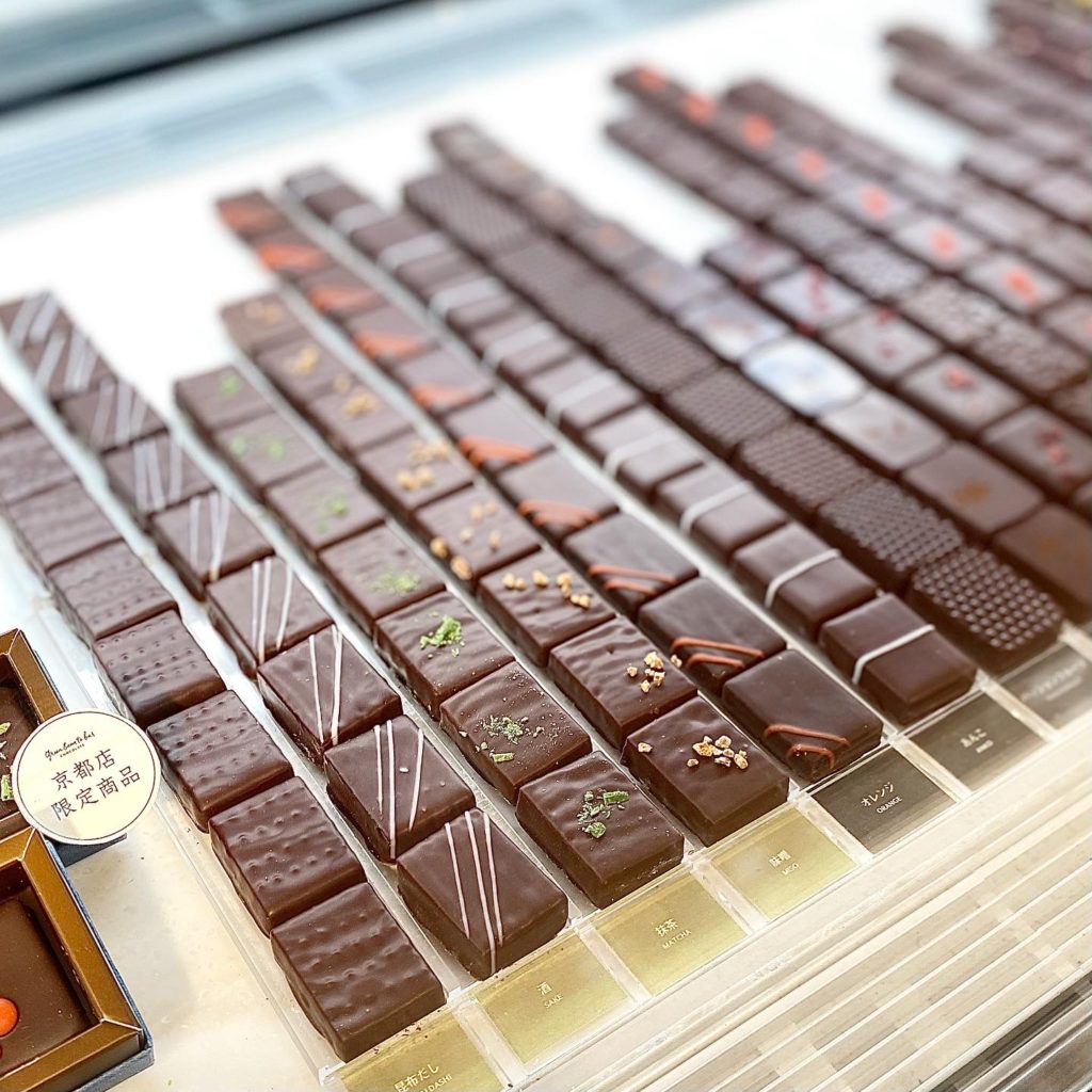 高級チョコレートの謎 1粒400円は高いか 安いか 日刊ゲンダイ 市川歩美が答えています Chocolate Journalchocolate Journal