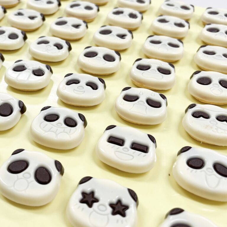 「さくさくパンダ」全70種類の全表情を公開！ファンキーです！